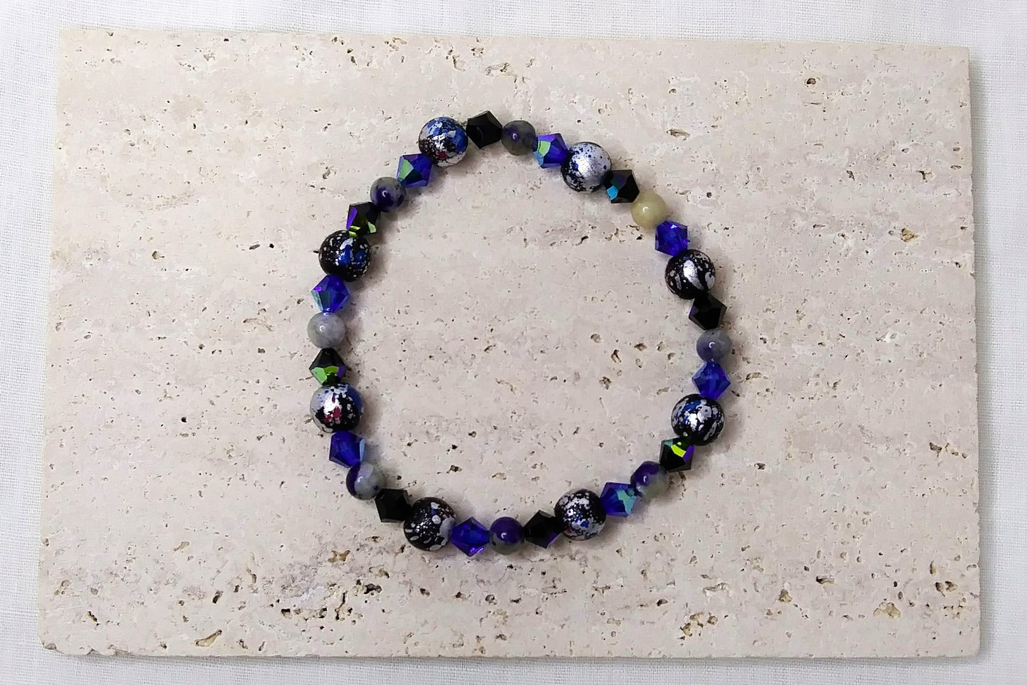 Blue Glass Beads and Sodalite Beads stretch bracelet