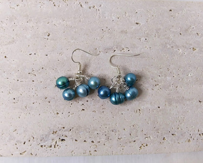 Fresh water pearls dangle earring in silver