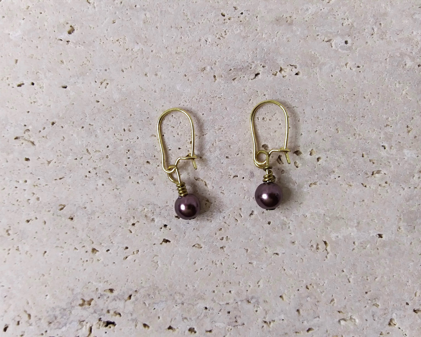 Small Glass pearl bead earrings