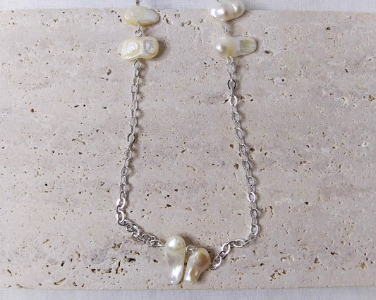 Freshwater pearl chip necklace in silver