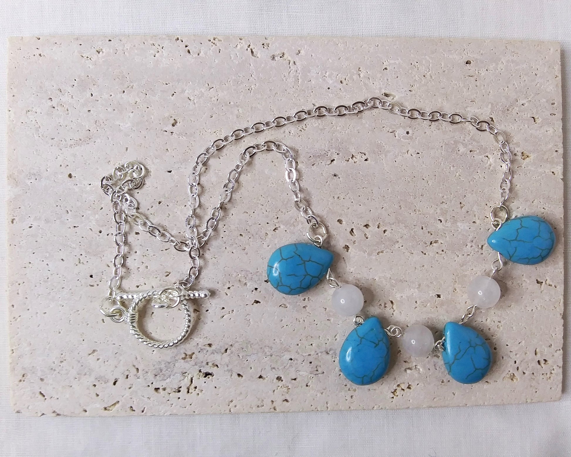 Turquoise Howlite teardrop stone, White Quartzite stone silver necklace